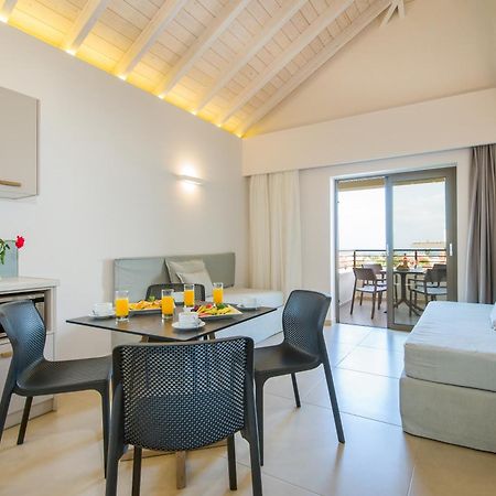 Stefan Village Hotel Agia Marina 外观 照片