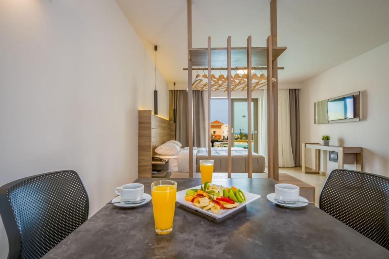 Stefan Village Hotel Agia Marina 外观 照片