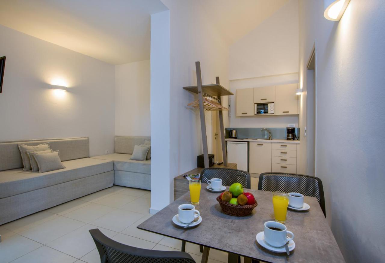 Stefan Village Hotel Agia Marina 外观 照片