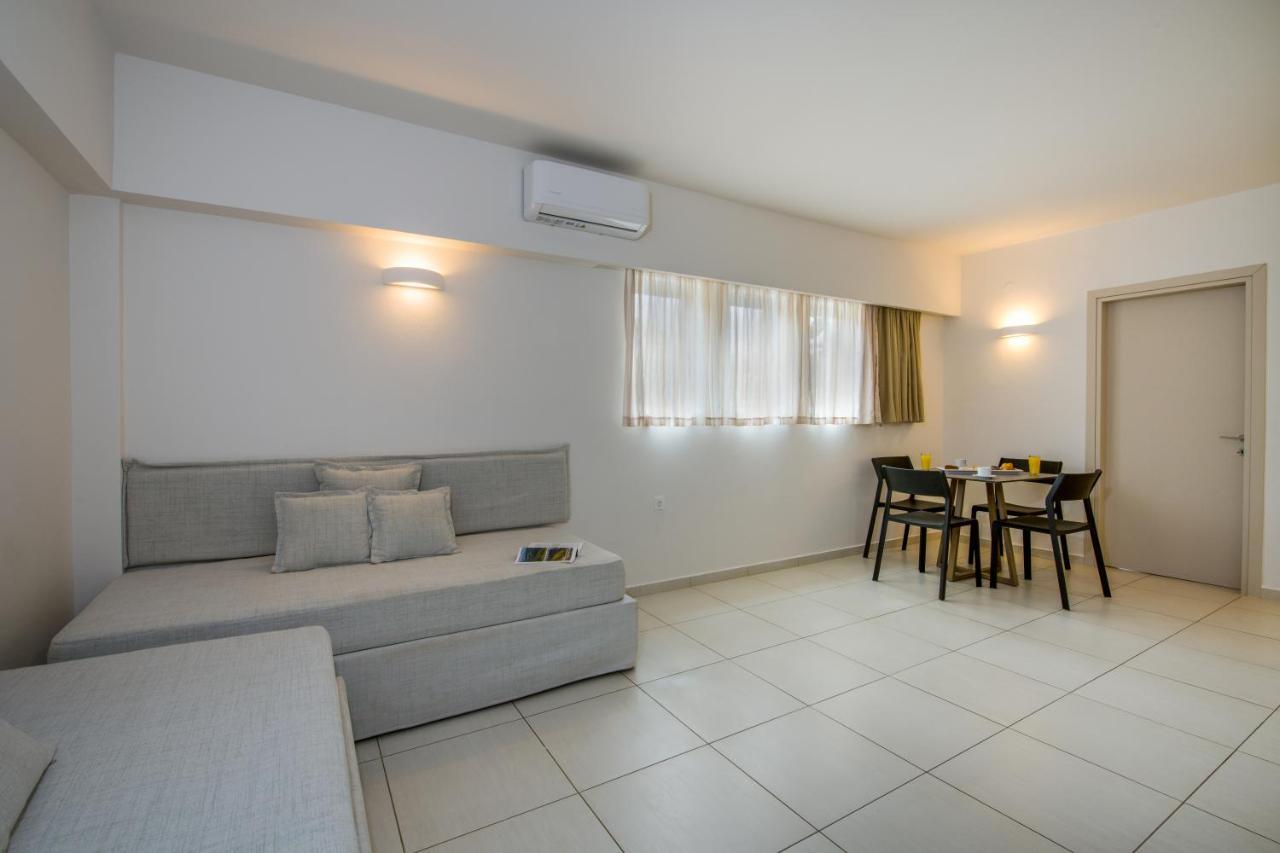 Stefan Village Hotel Agia Marina 外观 照片