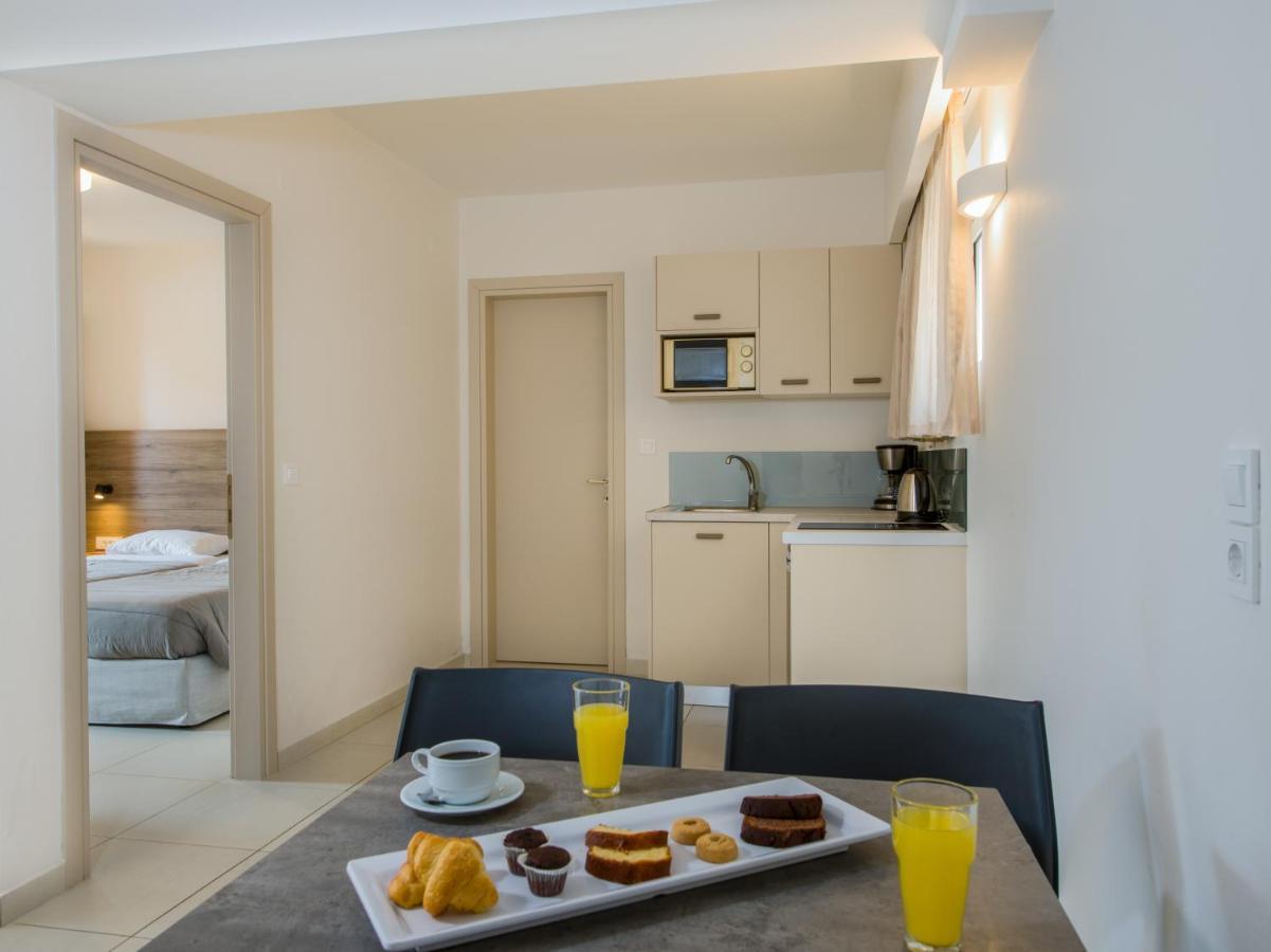 Stefan Village Hotel Agia Marina 外观 照片