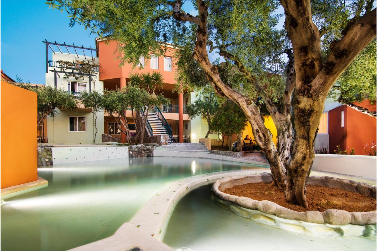 Stefan Village Hotel Agia Marina 外观 照片