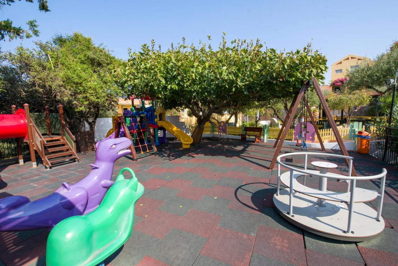 Stefan Village Hotel Agia Marina 外观 照片
